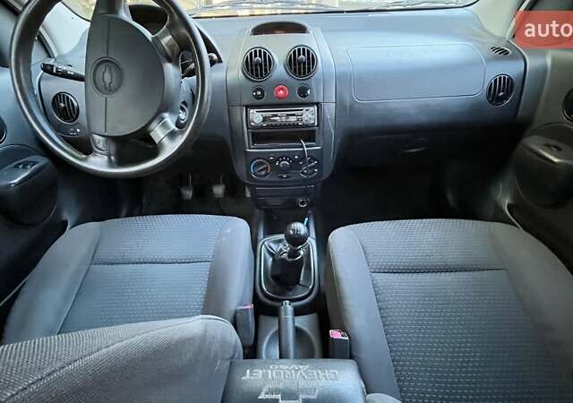 Черный Шевроле Авео, объемом двигателя 1.5 л и пробегом 189 тыс. км за 4000 $, фото 14 на Automoto.ua