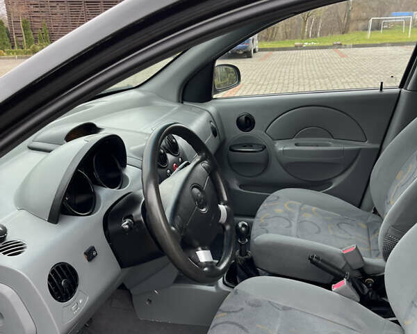 Черный Шевроле Авео, объемом двигателя 1.5 л и пробегом 209 тыс. км за 2999 $, фото 27 на Automoto.ua