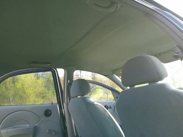 Чорний Шевроле Авео, об'ємом двигуна 1.5 л та пробігом 170 тис. км за 2200 $, фото 6 на Automoto.ua