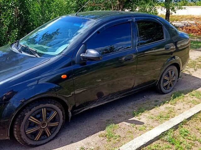 Чорний Шевроле Авео, об'ємом двигуна 1.5 л та пробігом 267 тис. км за 3000 $, фото 2 на Automoto.ua