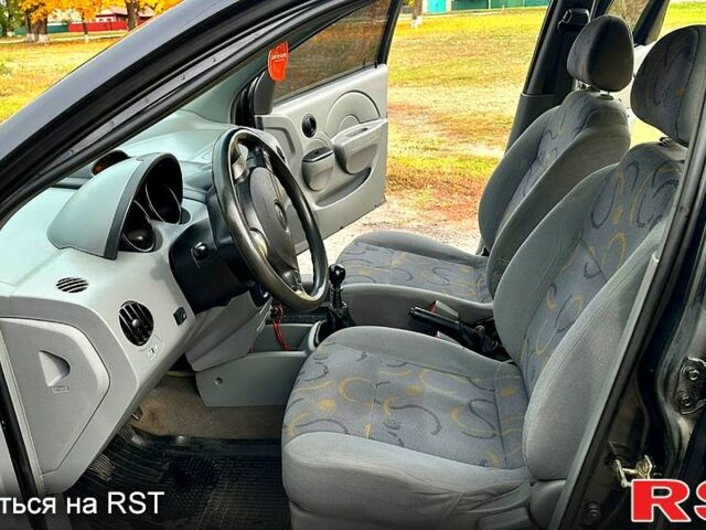 Черный Шевроле Авео, объемом двигателя 1.5 л и пробегом 175 тыс. км за 2600 $, фото 1 на Automoto.ua