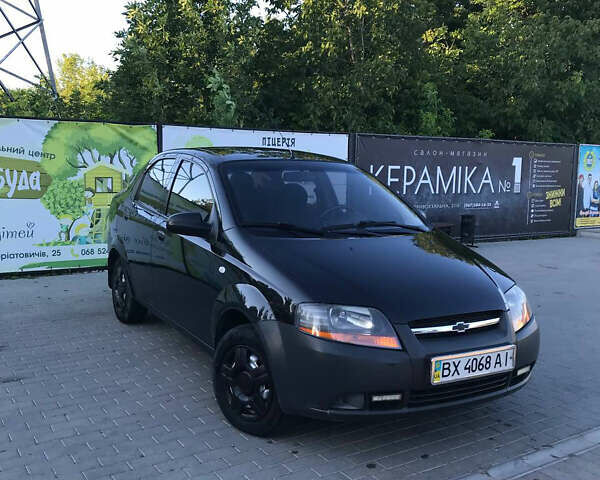 Чорний Шевроле Авео, об'ємом двигуна 1.5 л та пробігом 250 тис. км за 3300 $, фото 1 на Automoto.ua