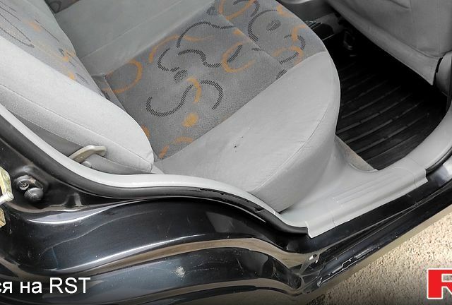 Черный Шевроле Авео, объемом двигателя 1.5 л и пробегом 280 тыс. км за 4000 $, фото 10 на Automoto.ua