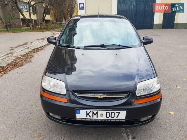 Черный Шевроле Авео, объемом двигателя 1.5 л и пробегом 130 тыс. км за 4950 $, фото 5 на Automoto.ua