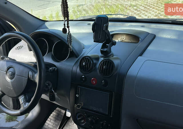 Черный Шевроле Авео, объемом двигателя 1.5 л и пробегом 260 тыс. км за 1800 $, фото 14 на Automoto.ua