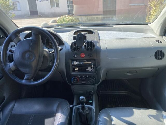 Черный Шевроле Авео, объемом двигателя 1.5 л и пробегом 231 тыс. км за 1700 $, фото 8 на Automoto.ua