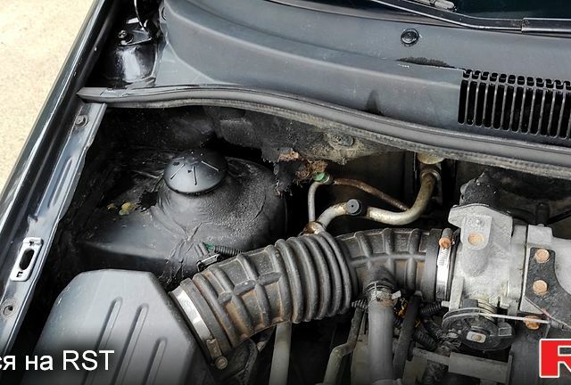 Черный Шевроле Авео, объемом двигателя 1.5 л и пробегом 280 тыс. км за 4000 $, фото 3 на Automoto.ua