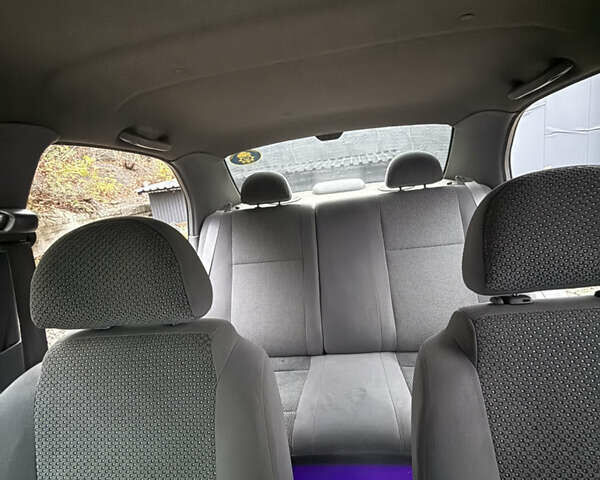 Черный Шевроле Авео, объемом двигателя 1.5 л и пробегом 260 тыс. км за 2950 $, фото 8 на Automoto.ua