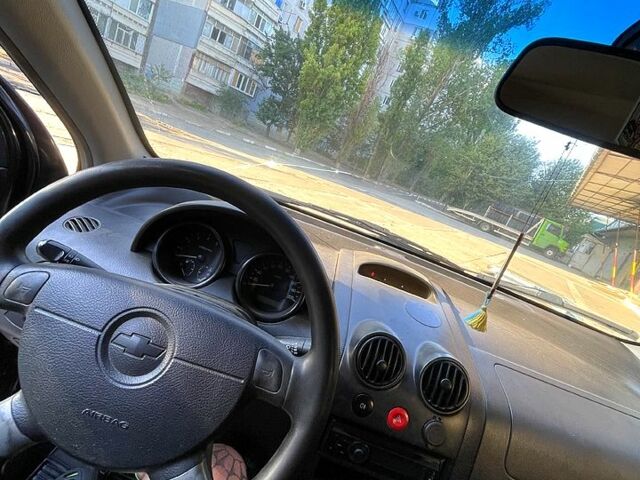 Чорний Шевроле Авео, об'ємом двигуна 1.5 л та пробігом 250 тис. км за 2700 $, фото 2 на Automoto.ua