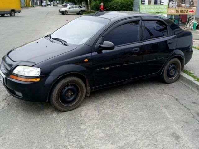 Черный Шевроле Авео, объемом двигателя 1.5 л и пробегом 300 тыс. км за 2200 $, фото 11 на Automoto.ua