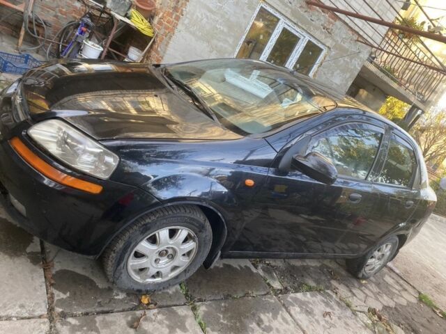 Черный Шевроле Авео, объемом двигателя 1.5 л и пробегом 300 тыс. км за 1062 $, фото 2 на Automoto.ua