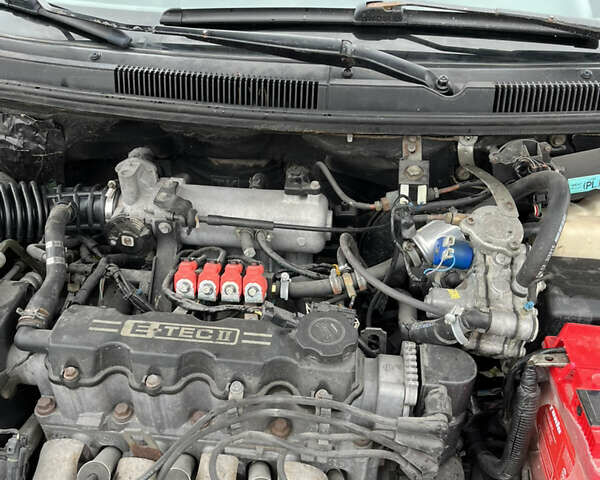 Черный Шевроле Авео, объемом двигателя 1.5 л и пробегом 209 тыс. км за 2999 $, фото 17 на Automoto.ua