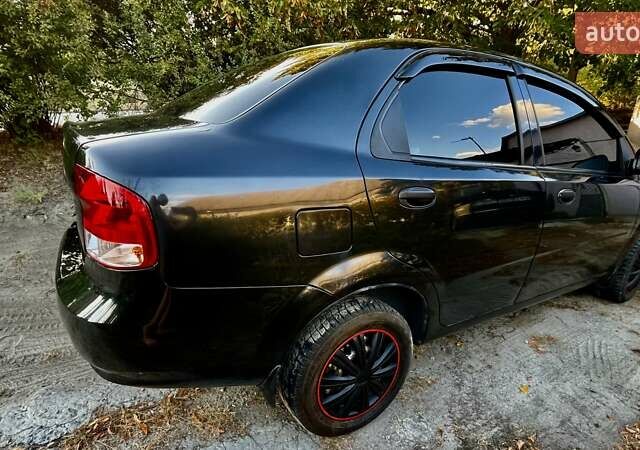 Черный Шевроле Авео, объемом двигателя 1.5 л и пробегом 189 тыс. км за 4000 $, фото 6 на Automoto.ua