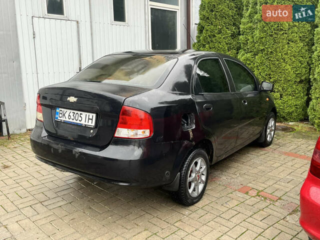 Чорний Шевроле Авео, об'ємом двигуна 1.5 л та пробігом 350 тис. км за 2600 $, фото 4 на Automoto.ua