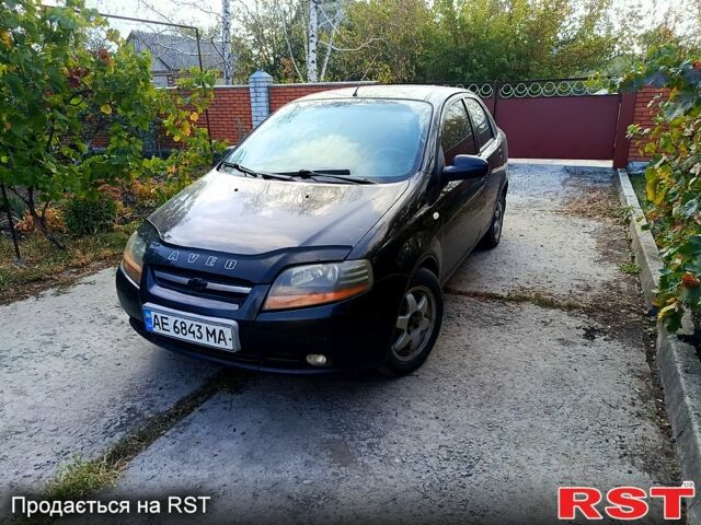 Черный Шевроле Авео, объемом двигателя 1.5 л и пробегом 300 тыс. км за 2000 $, фото 1 на Automoto.ua