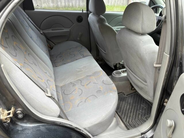 Чорний Шевроле Авео, об'ємом двигуна 1.5 л та пробігом 218 тис. км за 3180 $, фото 11 на Automoto.ua
