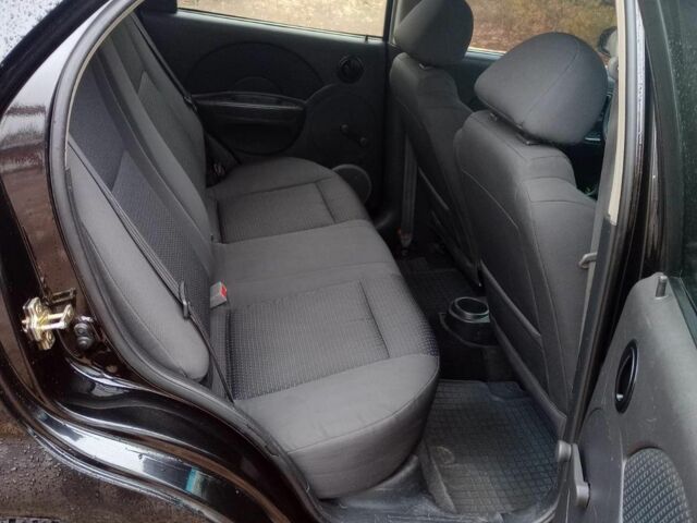 Черный Шевроле Авео, объемом двигателя 0 л и пробегом 2 тыс. км за 3000 $, фото 2 на Automoto.ua