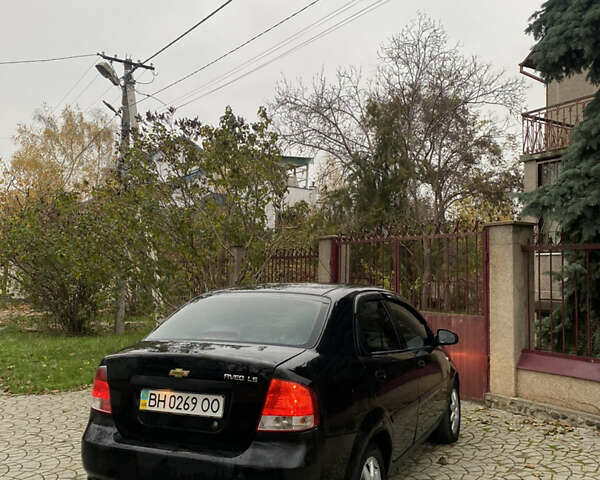 Черный Шевроле Авео, объемом двигателя 1.5 л и пробегом 504 тыс. км за 1800 $, фото 2 на Automoto.ua