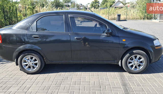Чорний Шевроле Авео, об'ємом двигуна 1.5 л та пробігом 188 тис. км за 2900 $, фото 5 на Automoto.ua
