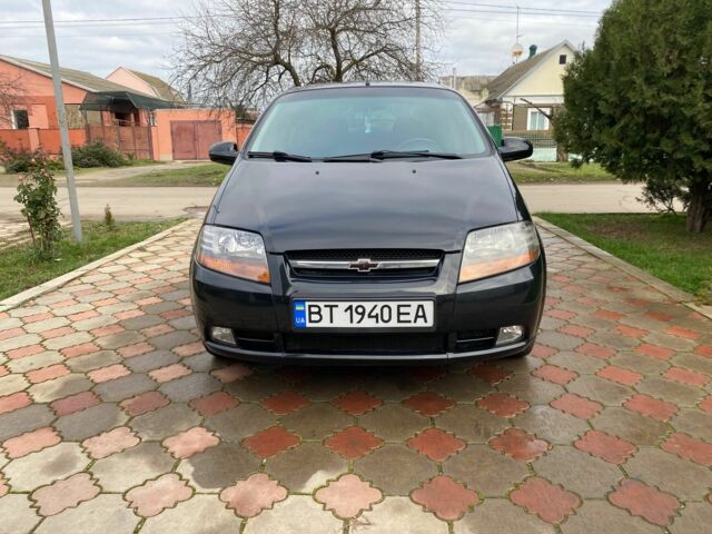 Черный Шевроле Авео, объемом двигателя 1.5 л и пробегом 129 тыс. км за 3500 $, фото 2 на Automoto.ua