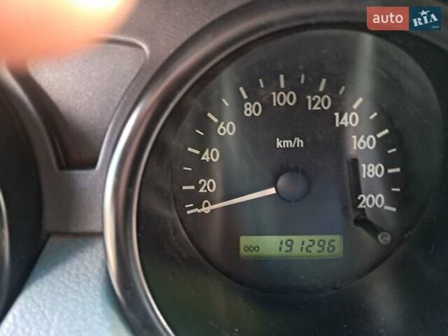 Черный Шевроле Авео, объемом двигателя 1.5 л и пробегом 191 тыс. км за 3550 $, фото 2 на Automoto.ua