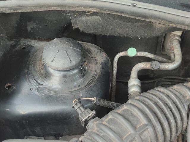 Черный Шевроле Авео, объемом двигателя 1.5 л и пробегом 260 тыс. км за 2900 $, фото 8 на Automoto.ua