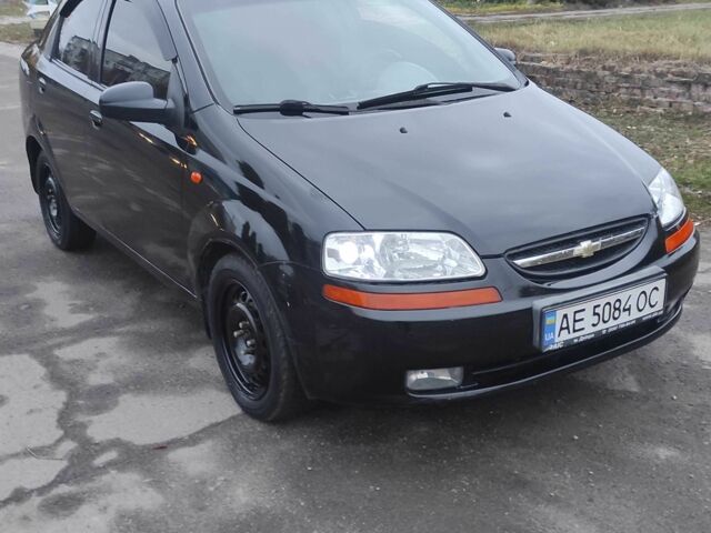 Черный Шевроле Авео, объемом двигателя 1.5 л и пробегом 170 тыс. км за 3108 $, фото 3 на Automoto.ua