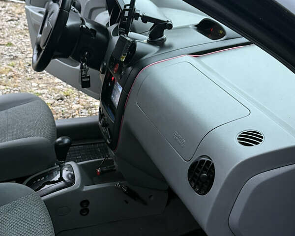 Черный Шевроле Авео, объемом двигателя 1.5 л и пробегом 260 тыс. км за 2950 $, фото 24 на Automoto.ua