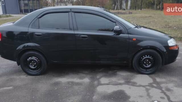 Черный Шевроле Авео, объемом двигателя 1.5 л и пробегом 170 тыс. км за 3115 $, фото 7 на Automoto.ua