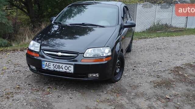 Черный Шевроле Авео, объемом двигателя 1.5 л и пробегом 170 тыс. км за 3115 $, фото 14 на Automoto.ua