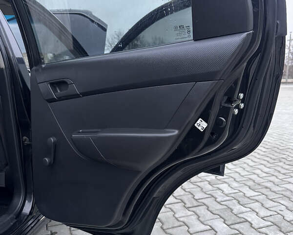 Чорний Шевроле Авео, об'ємом двигуна 1.5 л та пробігом 201 тис. км за 3999 $, фото 15 на Automoto.ua