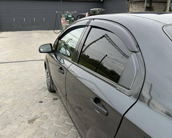 Шевроле Авео 2006 в Житомире на Automoto.ua Черный Шевроле Авео, объемом двигателя 1.5 л и пробегом 227 тыс. км за 4700 $, фото 9 на Automoto.ua