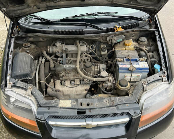 Чорний Шевроле Авео, об'ємом двигуна 1.5 л та пробігом 185 тис. км за 2150 $, фото 10 на Automoto.ua