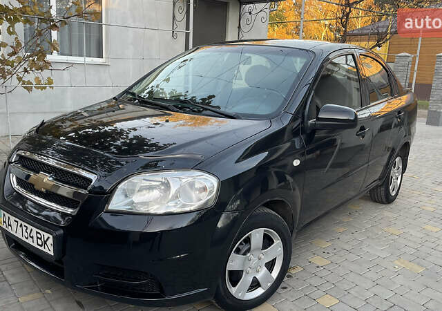 Черный Шевроле Авео, объемом двигателя 1.5 л и пробегом 193 тыс. км за 3800 $, фото 7 на Automoto.ua