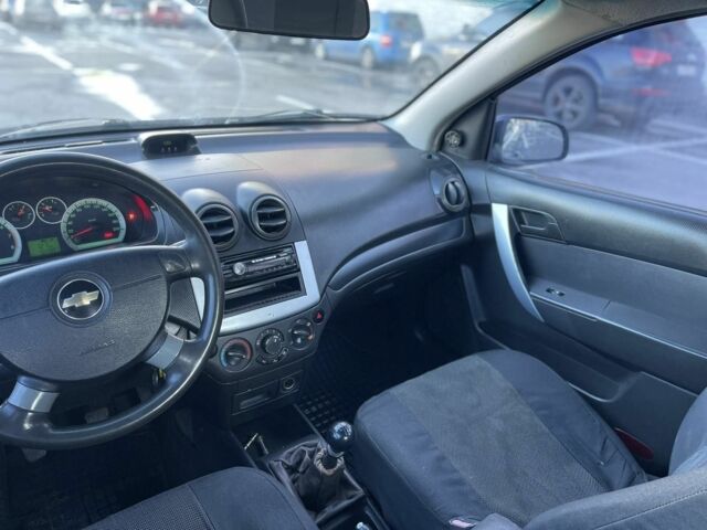 Черный Шевроле Авео, объемом двигателя 1.5 л и пробегом 250 тыс. км за 2900 $, фото 9 на Automoto.ua