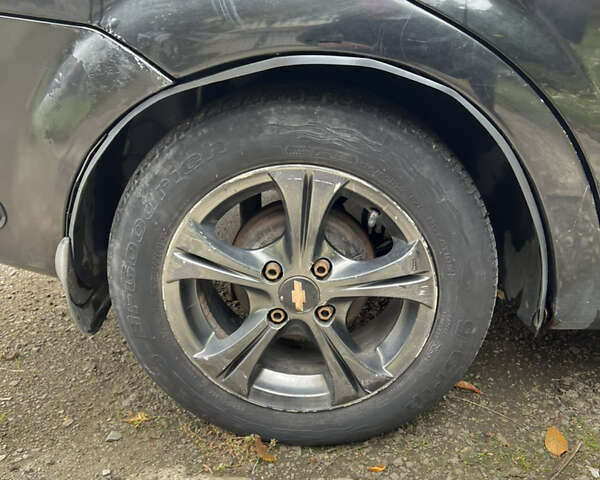 Чорний Шевроле Авео, об'ємом двигуна 1.5 л та пробігом 185 тис. км за 2150 $, фото 5 на Automoto.ua