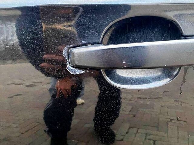 Черный Шевроле Авео, объемом двигателя 1.5 л и пробегом 216 тыс. км за 3300 $, фото 5 на Automoto.ua