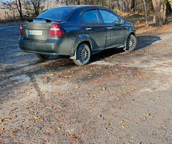Черный Шевроле Авео, объемом двигателя 1.5 л и пробегом 215 тыс. км за 3400 $, фото 3 на Automoto.ua