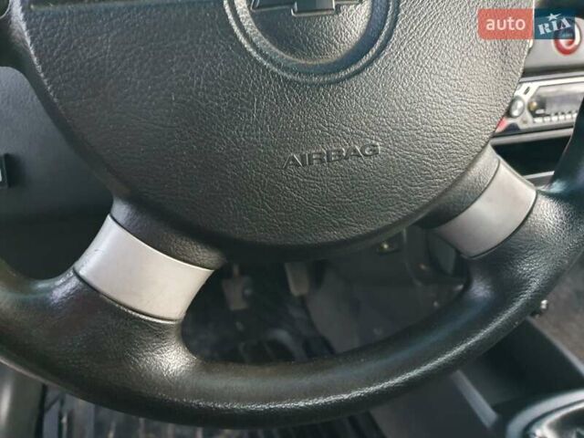 Черный Шевроле Авео, объемом двигателя 1.5 л и пробегом 120 тыс. км за 1600 $, фото 16 на Automoto.ua