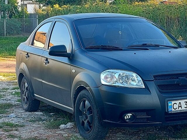 Черный Шевроле Авео, объемом двигателя 1.5 л и пробегом 180 тыс. км за 4500 $, фото 1 на Automoto.ua