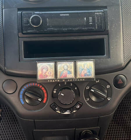 Чорний Шевроле Авео, об'ємом двигуна 1.5 л та пробігом 253 тис. км за 3999 $, фото 17 на Automoto.ua