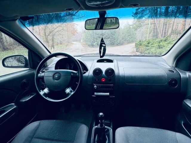 Черный Шевроле Авео, объемом двигателя 1.5 л и пробегом 74 тыс. км за 2480 $, фото 17 на Automoto.ua