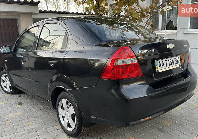 Черный Шевроле Авео, объемом двигателя 1.5 л и пробегом 193 тыс. км за 3800 $, фото 5 на Automoto.ua