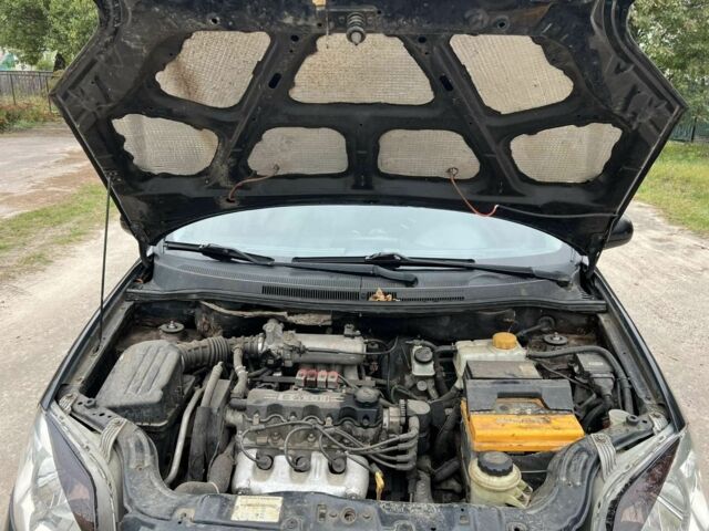 Чорний Шевроле Авео, об'ємом двигуна 1.5 л та пробігом 286 тис. км за 2800 $, фото 1 на Automoto.ua