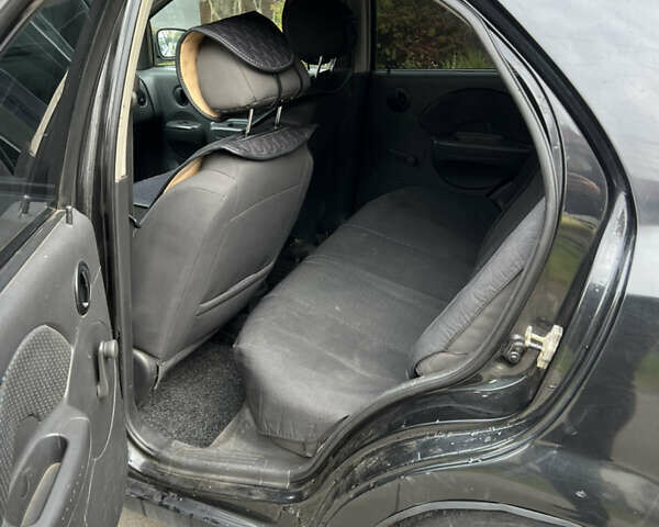 Чорний Шевроле Авео, об'ємом двигуна 1.5 л та пробігом 185 тис. км за 2150 $, фото 7 на Automoto.ua