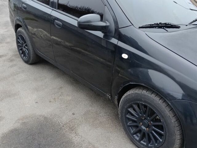 Черный Шевроле Авео, объемом двигателя 1.5 л и пробегом 3 тыс. км за 1900 $, фото 4 на Automoto.ua