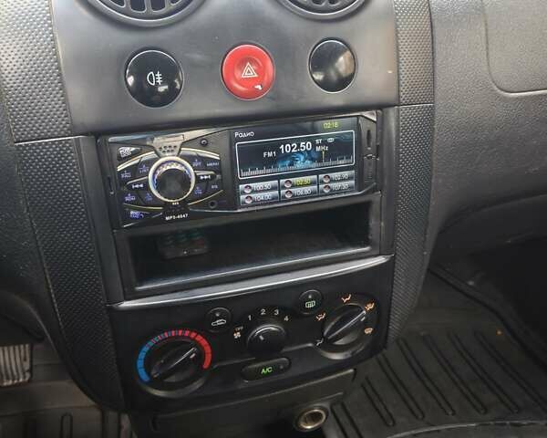 Черный Шевроле Авео, объемом двигателя 1.5 л и пробегом 267 тыс. км за 3300 $, фото 13 на Automoto.ua