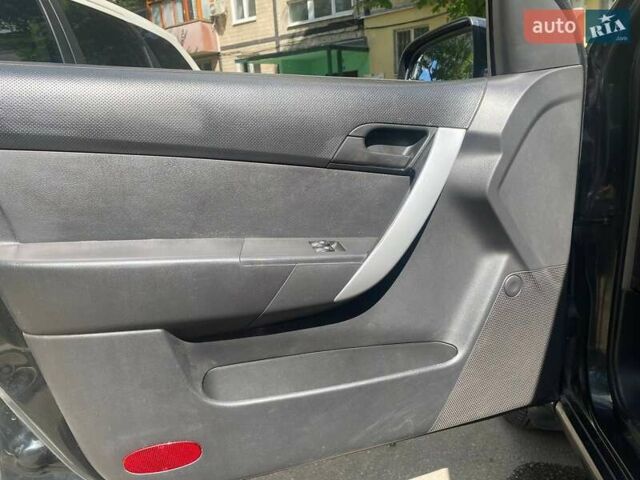 Черный Шевроле Авео, объемом двигателя 1.5 л и пробегом 179 тыс. км за 4000 $, фото 8 на Automoto.ua