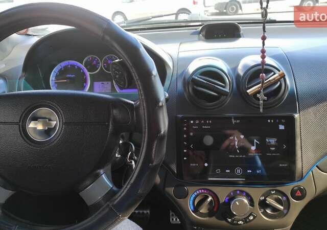 Черный Шевроле Авео, объемом двигателя 1.5 л и пробегом 221 тыс. км за 3300 $, фото 7 на Automoto.ua