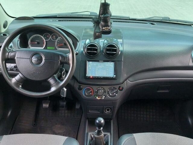 Черный Шевроле Авео, объемом двигателя 1.5 л и пробегом 231 тыс. км за 3999 $, фото 21 на Automoto.ua